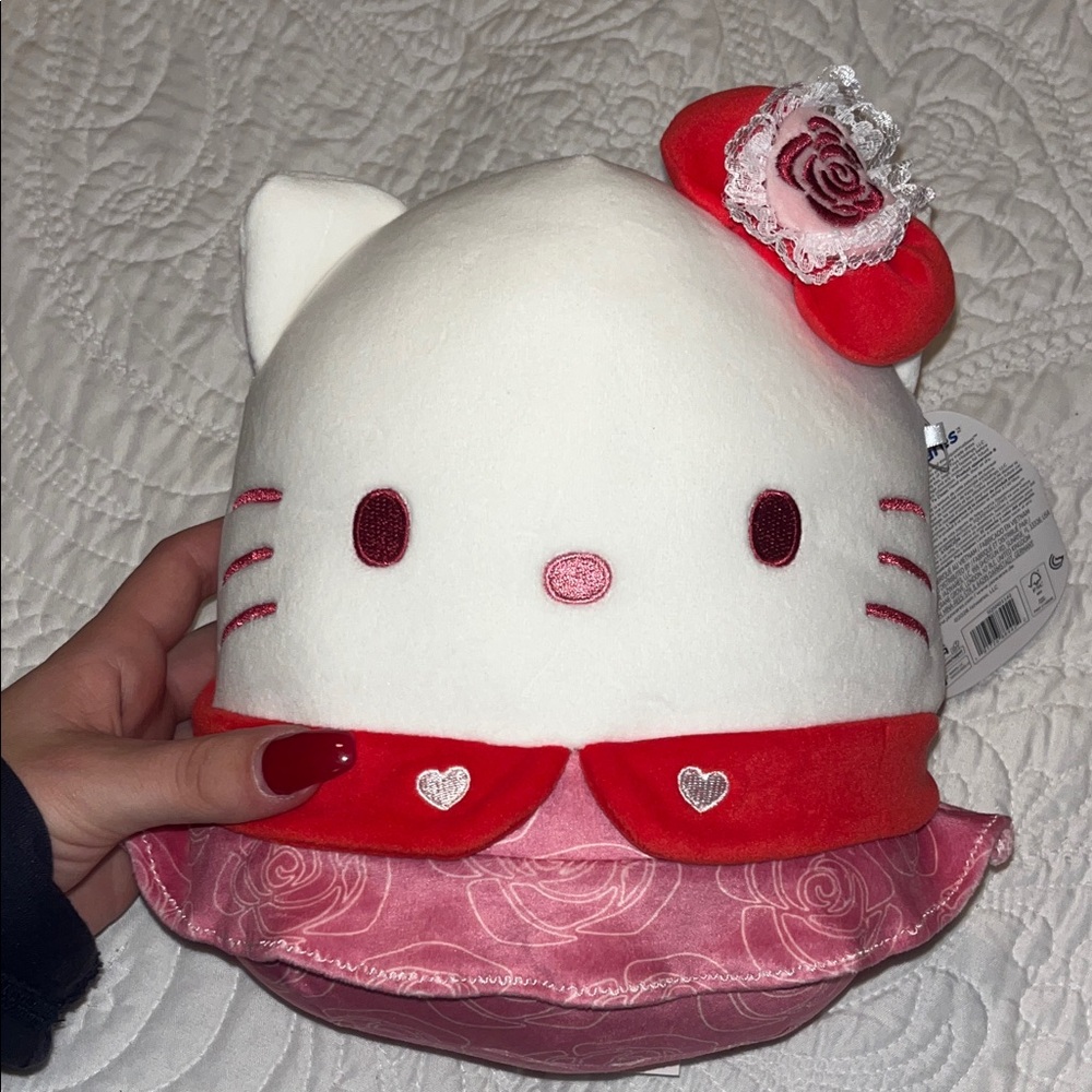 2026 Hello Kitty Valentine’s Day Squishmallow